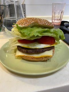 牛肉起司漢堡 的食譜成品照片