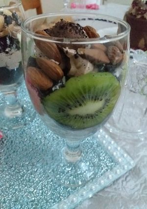 صورة لوصفة تحلية راقية في الكؤوس