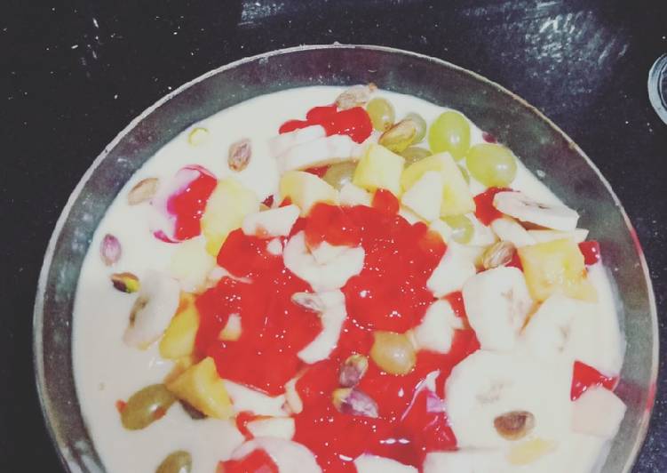 Delicious Cream Fruit Custard