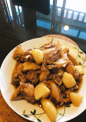 香菇馬鈴薯燒雞 的食譜成品照片