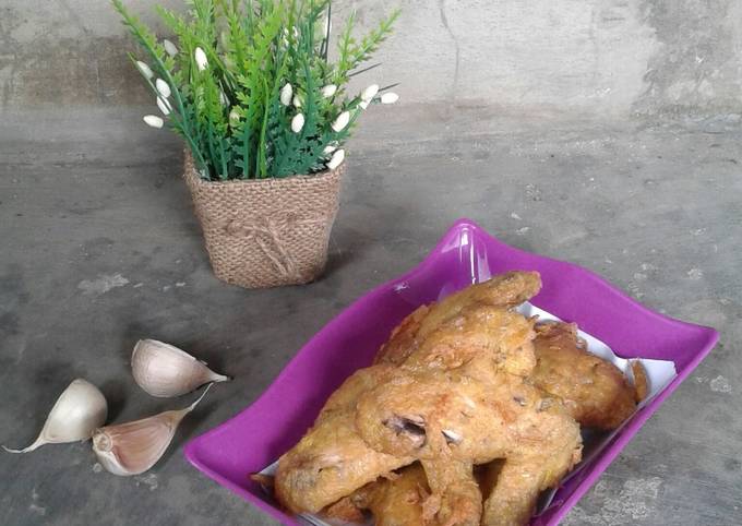 Ayam goreng padang bumbu lengkuas