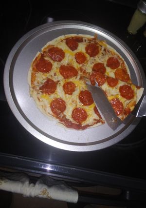 Una foto de Pizza mega Fácil de peperoni