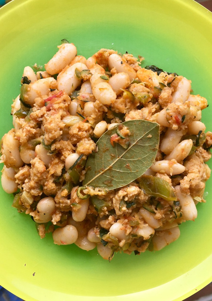 Una foto de Judía blanca con soja y toque sweet Chili vegana fácil