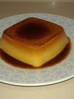 Una foto de Flan de turrón