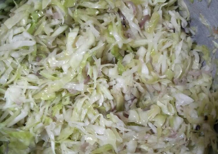 How to Prepare Award-winning Fried cabbage