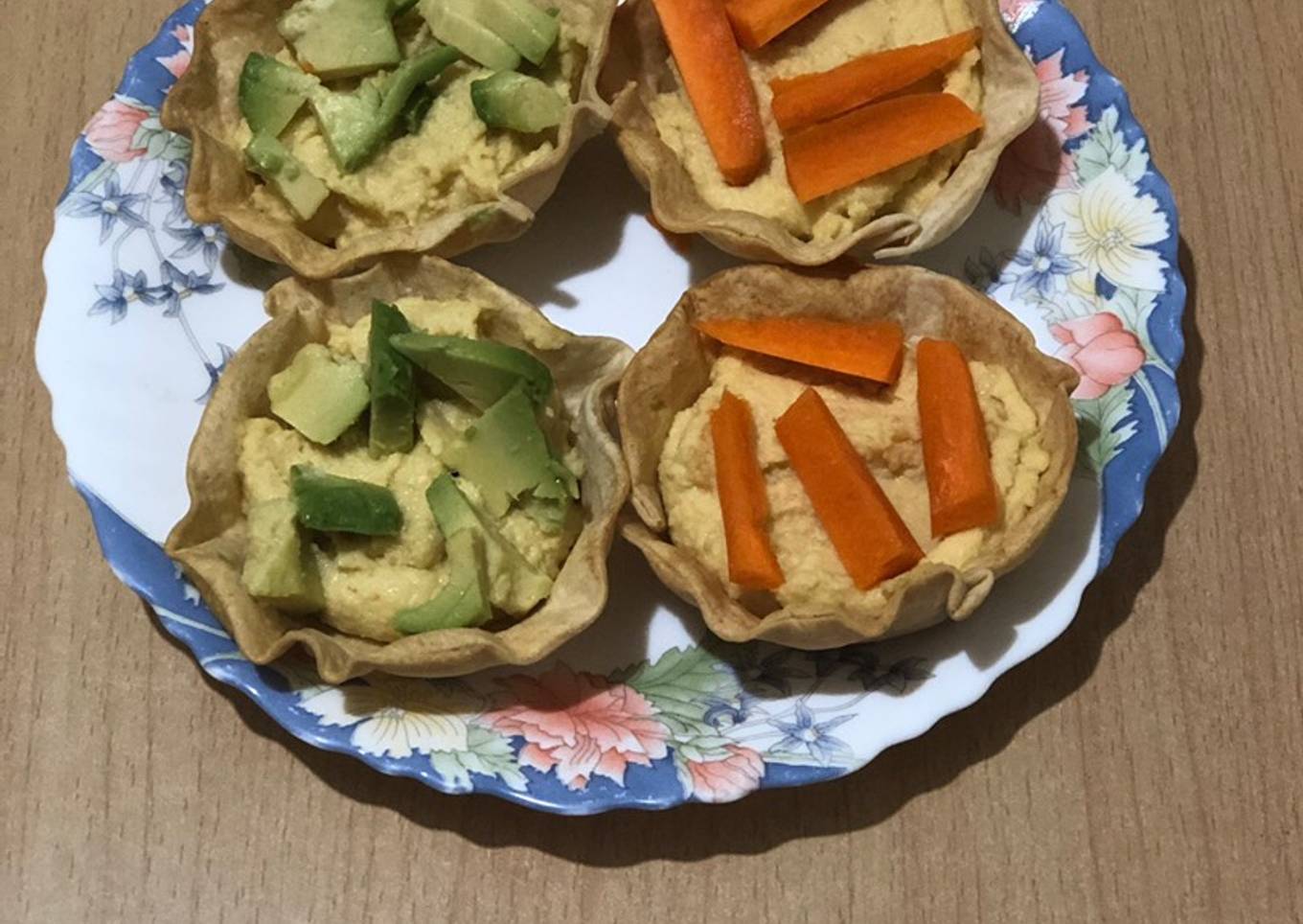 Cestitas de hummus