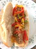 Sanduche de chorizo Italiano y pimientos 