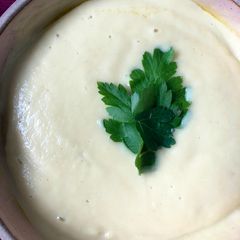 A picture of Parsley root, celeriac and parsnip soup - vegan.