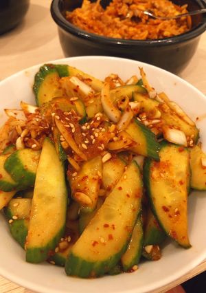 Hình của món Món ăn kèm: dưa leo trộn Hàn Quốc.
