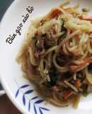 Bún gạo xào bò - Ăn dặm cho bé