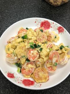 蝦仁炒蛋 的食譜成品照片