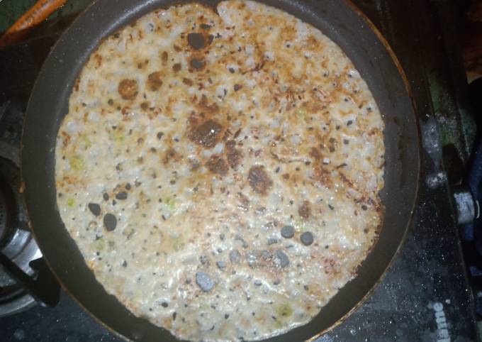 Onion rava dosa