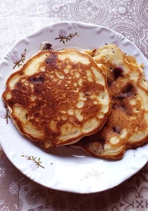 Csokis-áfonyás amerikai palacsinta recept fotója