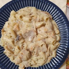 A picture of Creamy quick pasta.