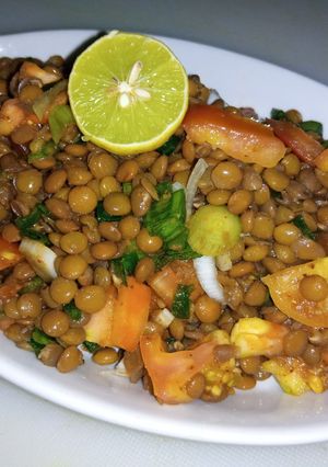 A picture of Kali Dal Chat.
