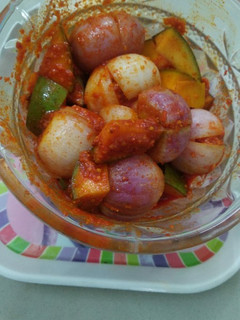 A picture of Shallots Mango Pickle.