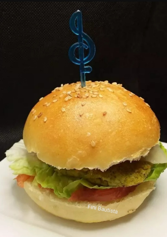 Una foto de Mini hamburguesas de brócoli