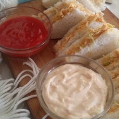 A picture of Chicken mayo sandwiches.