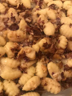 Foto di Gnocchi Gorgonzola, Radicchio e Noci
