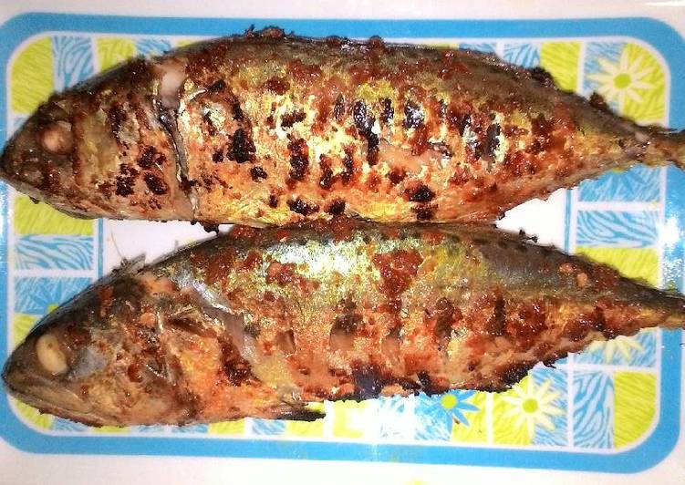 Bagaimana Membuat Kembung Bakar Bumbu Bali, Lezat Sekali