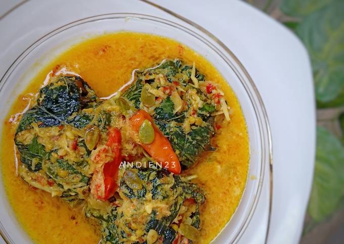 Resep Buntil daun singkong Anti Gagal