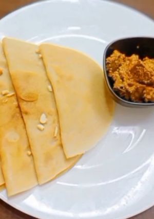 गन्ने की रस से बना हुआ चीला (Ganne ki ras se bana hua cheela recipe in Hindi) रेसिपी मुख्य फोटो