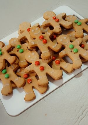 Una foto de Galletitas de jengibre navideñas