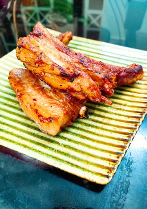 Hình của món Sườn heo chiên mắm ruốc.