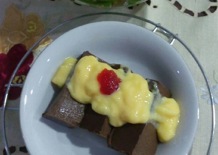 Brownie Pudding w/ Fla