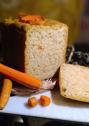 Foto principal de 🍞 Pan de Zanahoria con Masa Madre en Panificadora Lidl 🥕