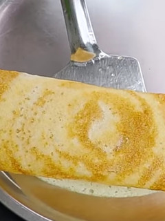 ફરાળી ઢોસા (Farali Dosa Recipe In Gujarati) રેસીપી મુખ્ય ફોટો