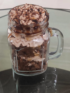 A picture of Chocholate Cake in Jar.