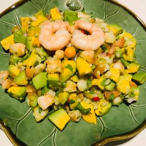 ยำอโวคาโดกุ้งสด คีโต