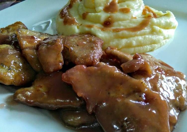 Lomito de cerdo en salsa a base de sangría!