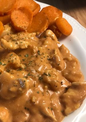Karfiolos-korma curry-s csirke édesburgonyával recept fotója