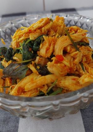Foto resep 1. Ayam suwir pedas