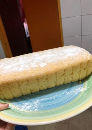 Una foto de Budín de limón 🍋