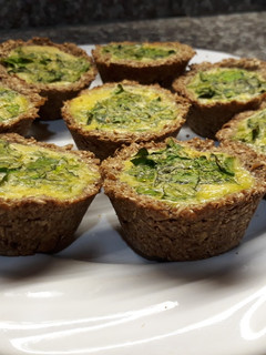 Una foto de Muffins integrales de espinaca