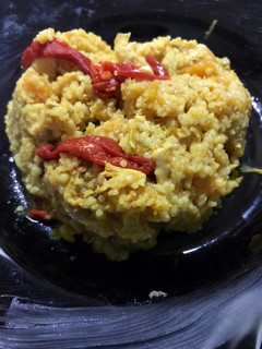 Una foto de Cous - Cous con pollo