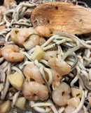 Gulas con gambas