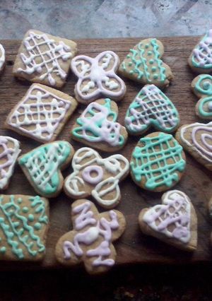 Una foto de Galletas de jengibre con glasé real