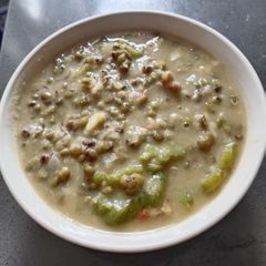A picture of Mung Bean Soup.