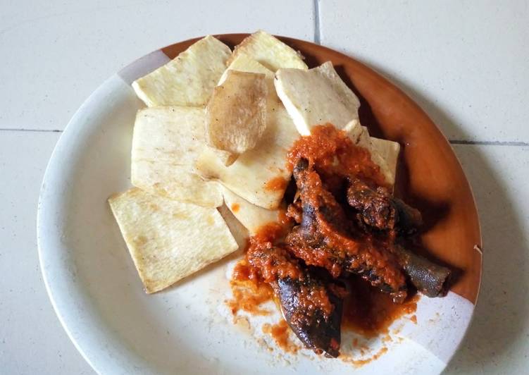 Step-by-Step Guide to Make Award-winning Fried yam with pomo stew