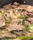 Bistec de Res encebollado