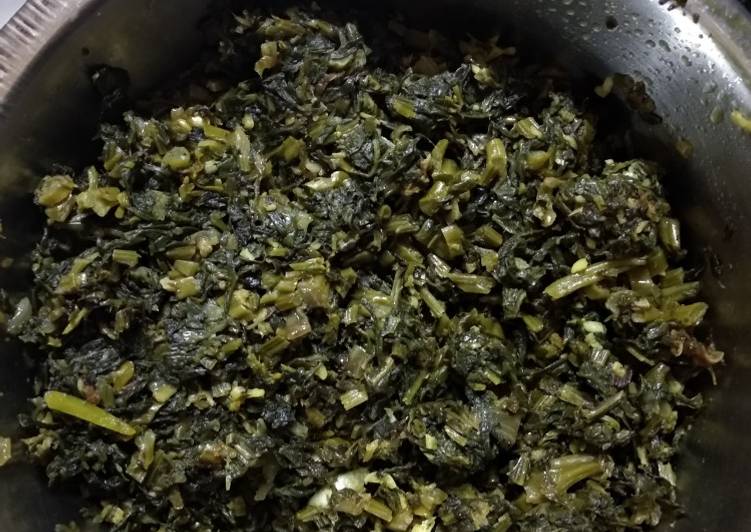 Sorse-saag bhaja(mustard leaves stir fry)