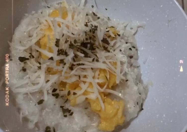 Bubur Nasi with Scrambled Egg Chese