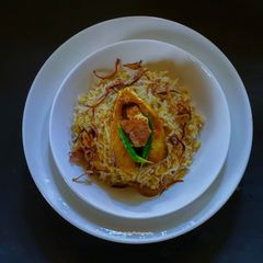 A picture of Ilish Bhaaja.