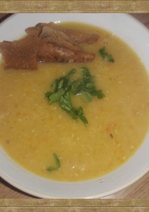 A picture of Mashed Lentil Soup.