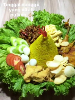 Foto resep Nasi kuning rice cooker