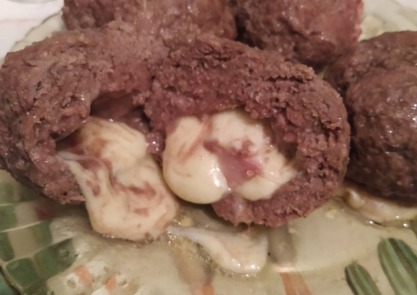 Albóndigas rellenas tipo pan de carne